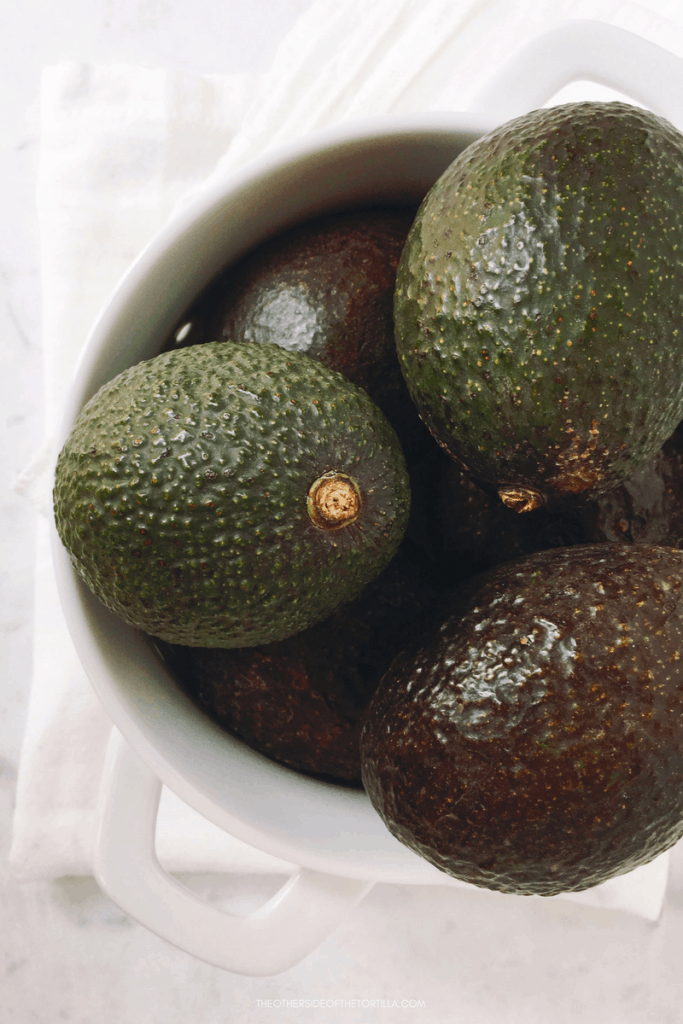 A guide on how to choose ripe avocados